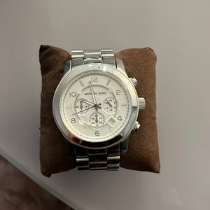 Mens MK8246